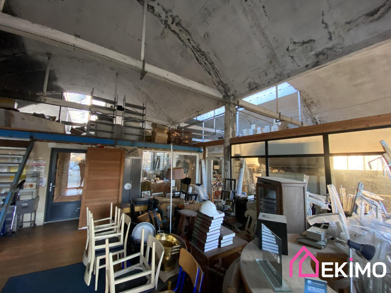 Local d'activités - 1 200 m²