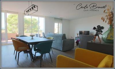 Maison bourgeoise - 270 m² - 11 pièces