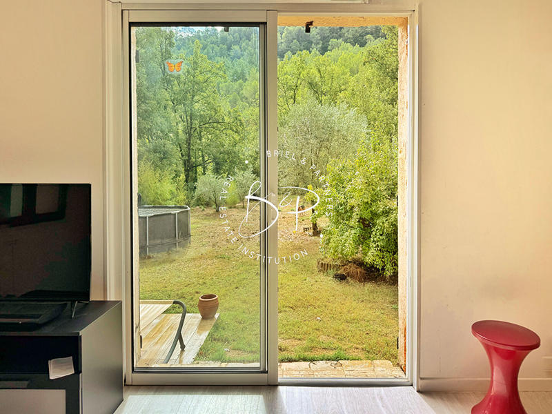 Maison - 104 m² - 5 pièces