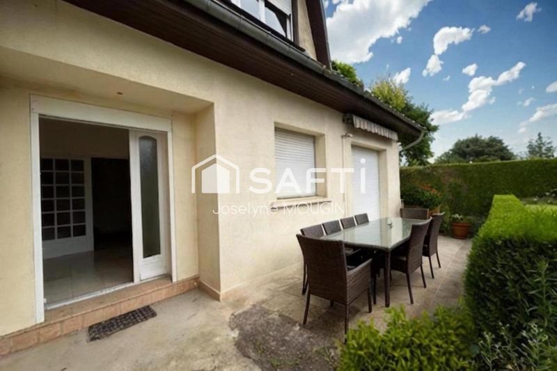 Maison - 220 m² - 7 pièces