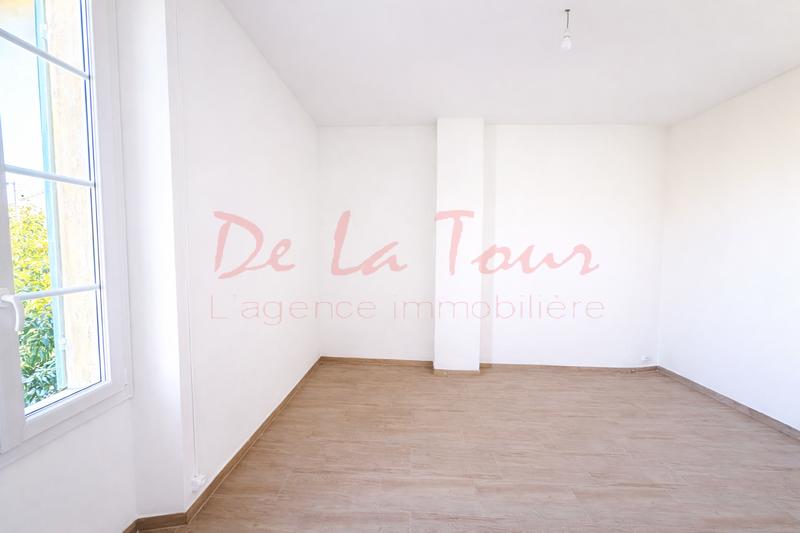 Appartement - 93 m² - 4 pièces