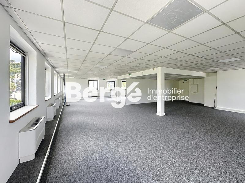 Bureau - 168 m²
