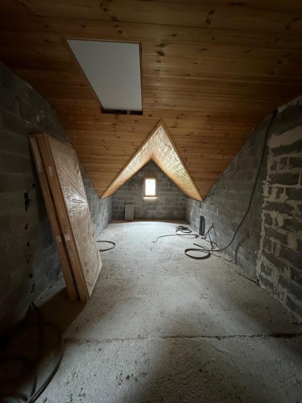 Appartement - 96 m² - 4 pièces