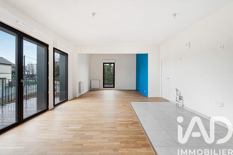 Appartement - 99 m² - 4 pièces