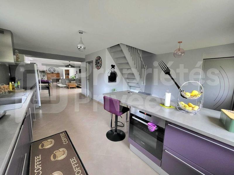 Maison - 177 m² - 7 pièces