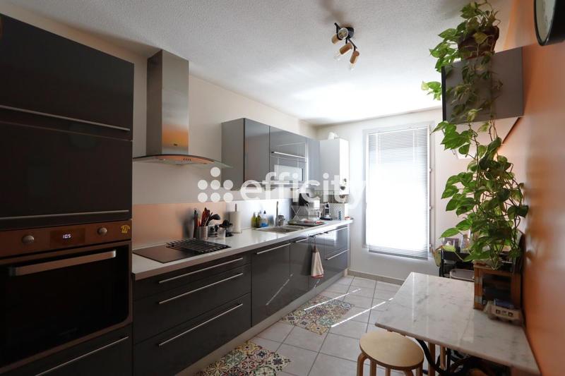 Appartement - 87 m² - 4 pièces