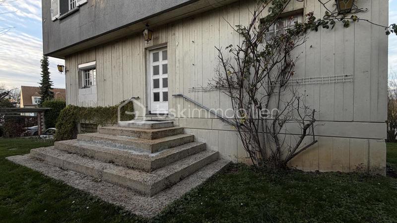 Maison - 149 m² - 6 pièces