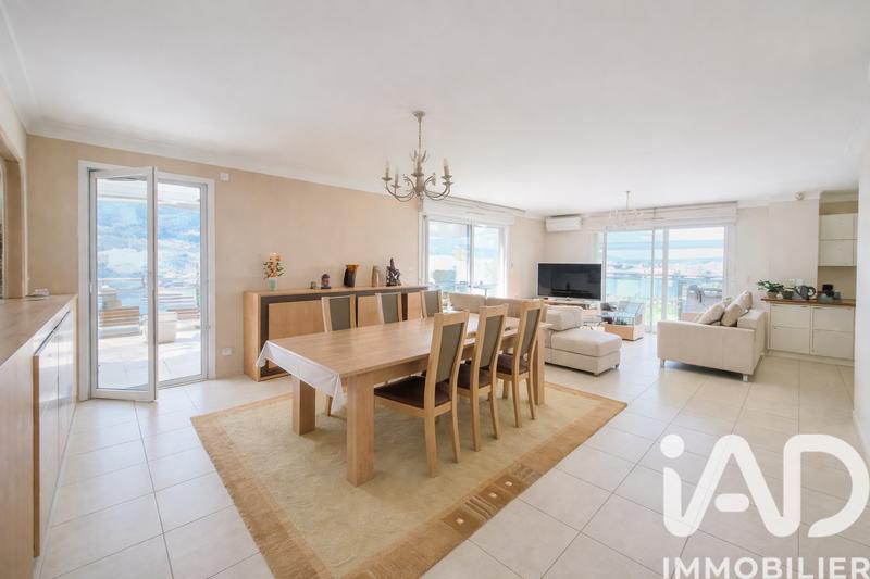 Appartement - 120 m² - 5 pièces