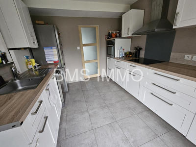 Maison - 85 m² - 4 pièces