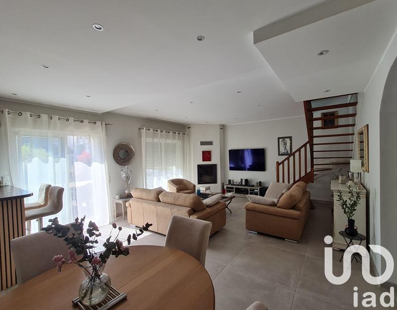 Maison - 109 m² - 5 pièces