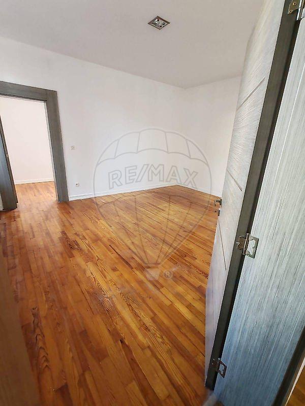 Appartement - 107 m² - 5 pièces