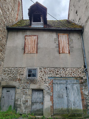 Maison - 150 m² - 4 pièces