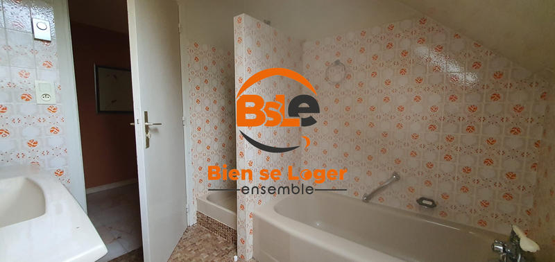Maison - 385 m² - 15 pièces