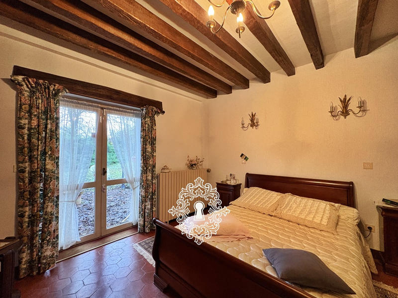 Maison - 195 m² - 5 pièces