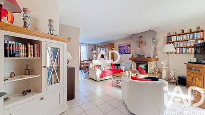 Maison - 101 m² - 5 pièces