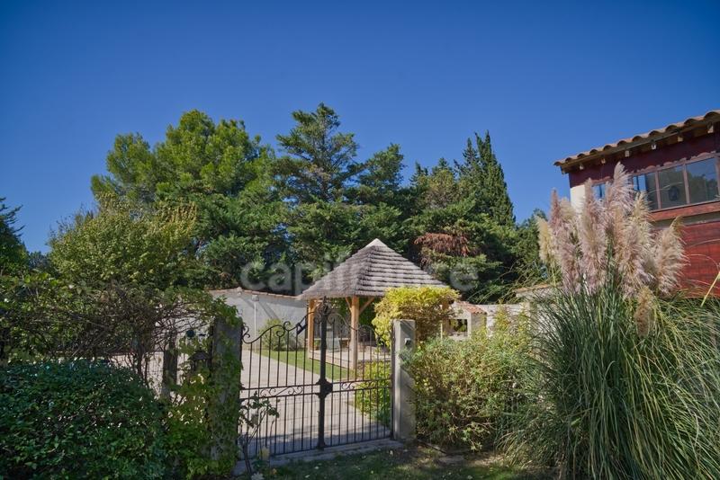 Propriété - 294 m² - 9 pièces