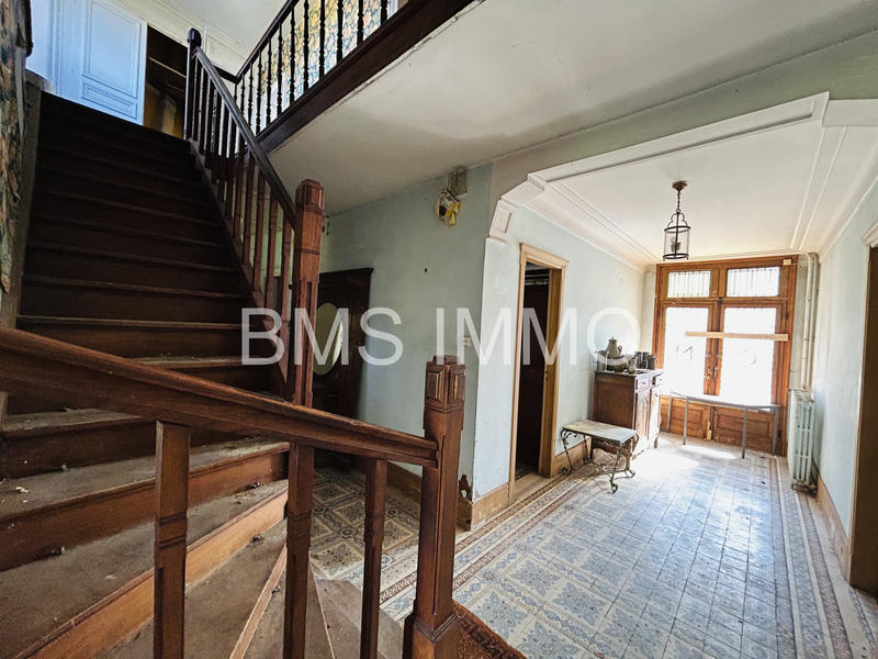 Maison - 320 m² - 7 pièces