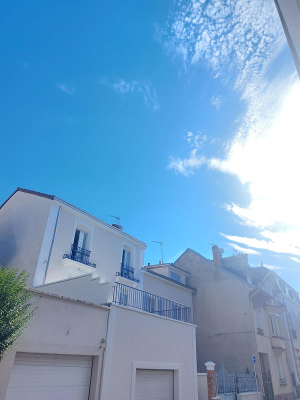 Maison - 238 m² - 8 pièces