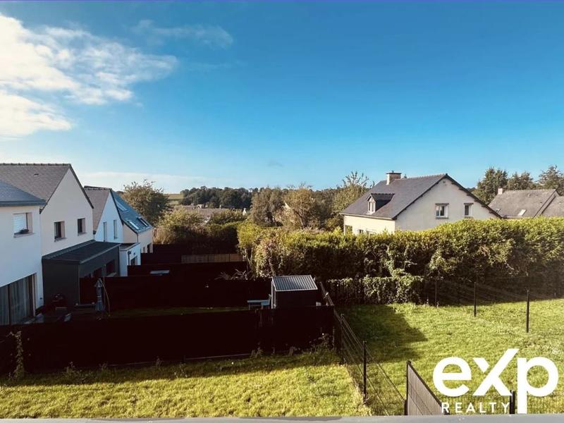 Maison - 96 m² - 5 pièces