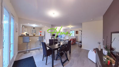 Maison - 87 m² - 5 pièces