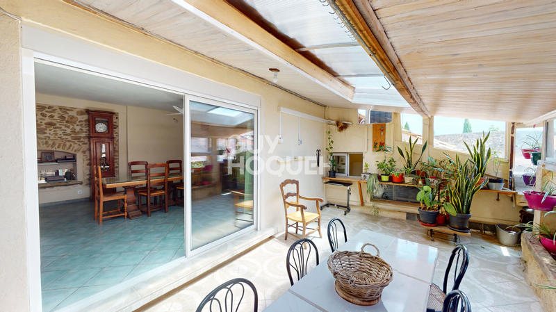 Maison - 169 m² - 7 pièces