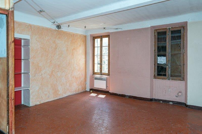 Maison - 273 m²