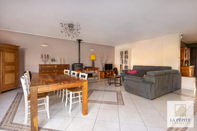 Maison - 152 m² - 6 pièces