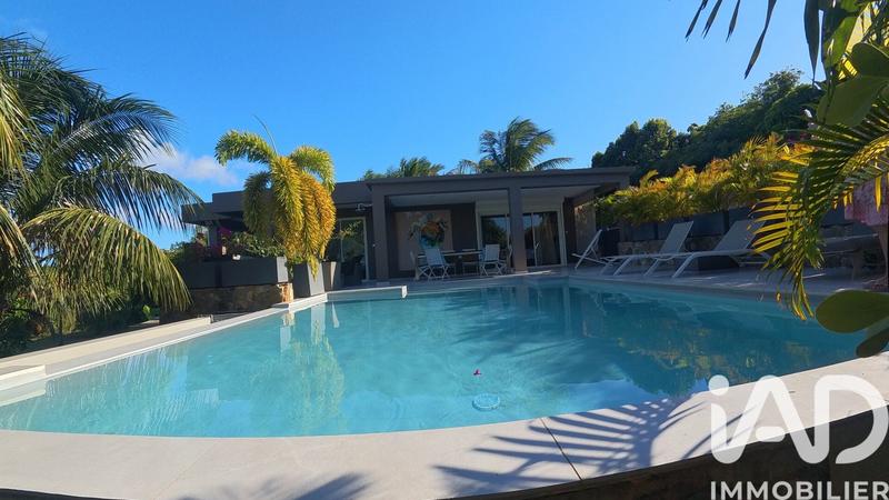 Maison - 994 m² - 15 pièces