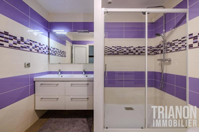 Maison - 326 m² - 7 pièces