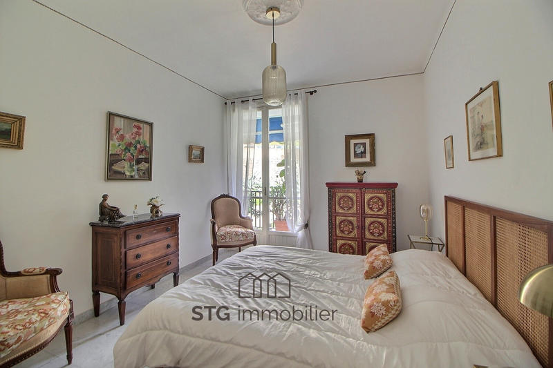 Appartement - 107 m² - 4 pièces