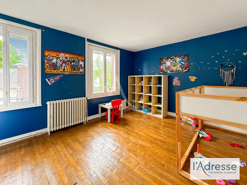 Maison - 110 m² - 4 pièces