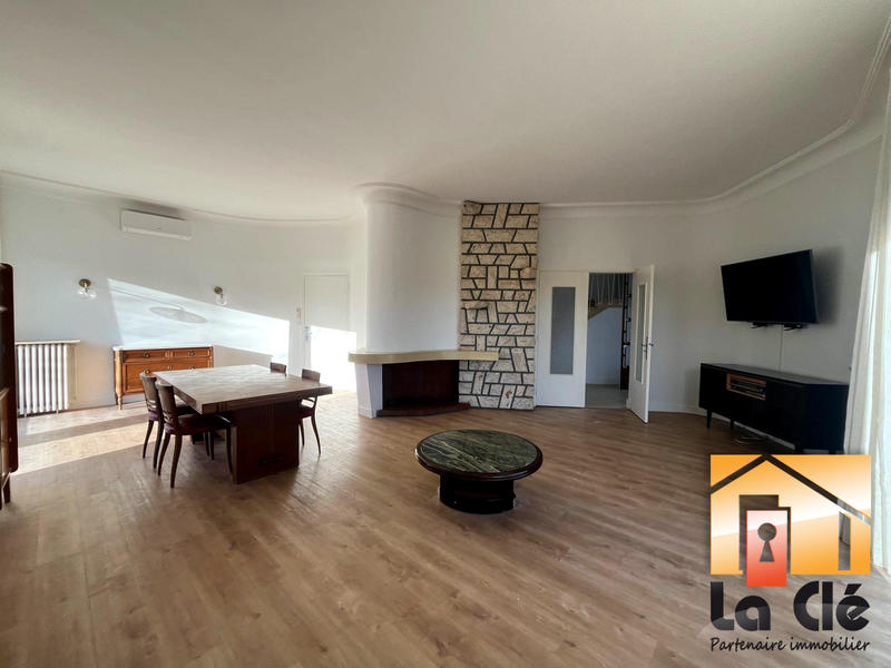 Maison - 152 m² - 6 pièces