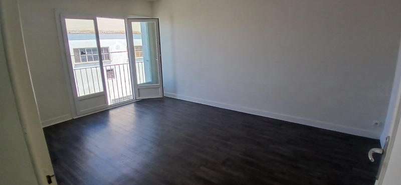 Appartement ancien - 64 m² - 4 pièces