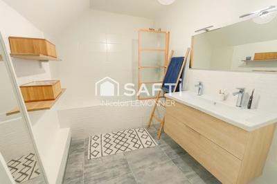 Maison - 150 m² - 7 pièces