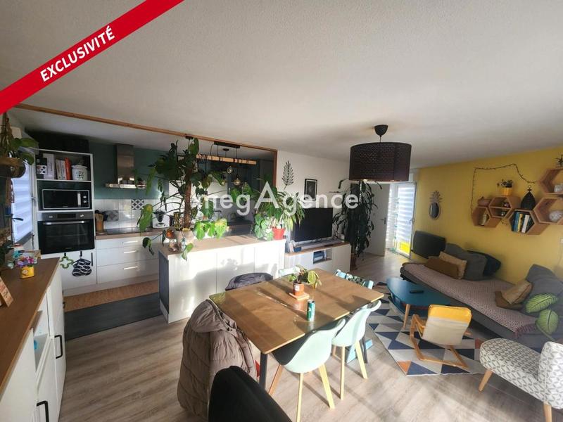 Appartement - 100 m² - 4 pièces