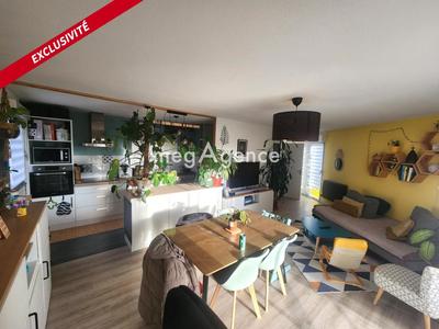 Appartement - 100 m² - 4 pièces