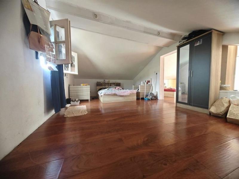 Maison - 197 m² - 6 pièces