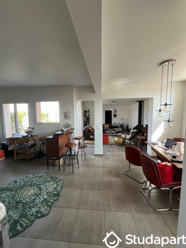 Chambre - 15 m² - 1 pièce