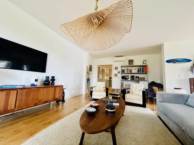 Appartement - 192 m² - 5 pièces