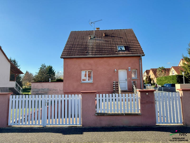 Maison - 93 m² - 5 pièces