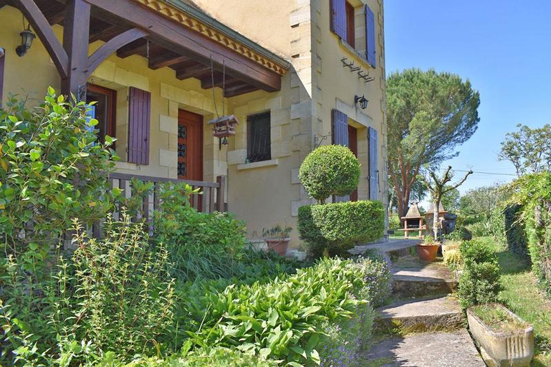 Maison - 197 m² - 7 pièces