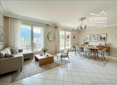 Appartement - 82 m² - 4 pièces