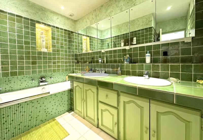 Appartement - 112 m² - 4 pièces