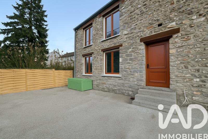 Maison - 110 m² - 5 pièces