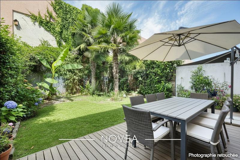 Maison - 154 m² - 9 pièces