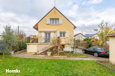 Maison - 120 m² - 5 pièces