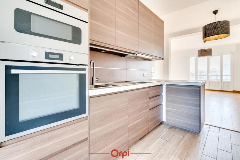 Appartement - 77 m² - 4 pièces