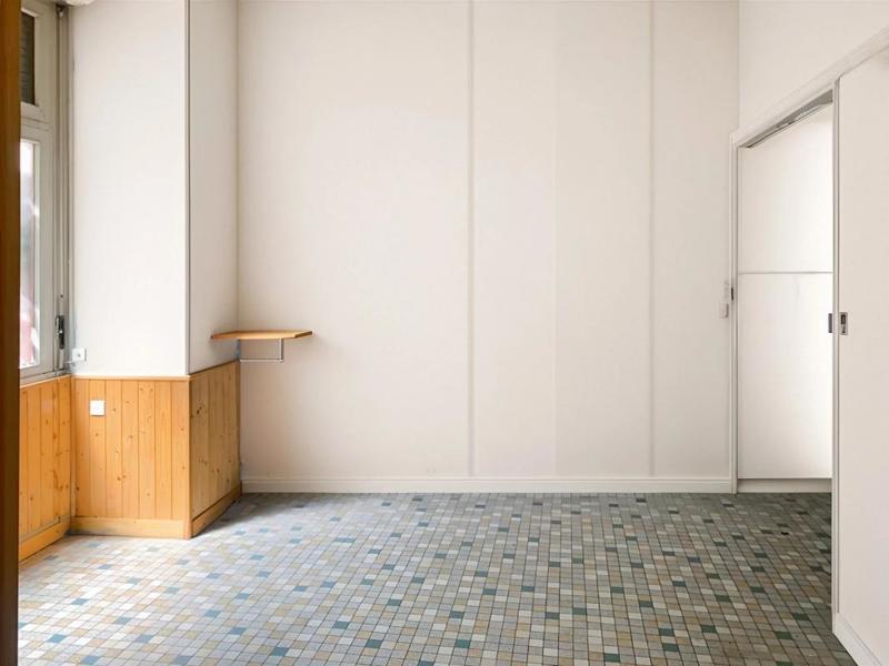 Local commercial - 56 m² - 7 pièces