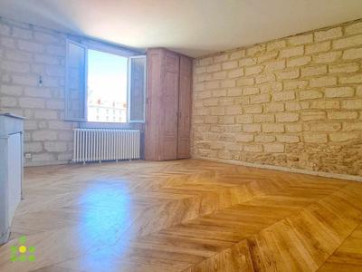 Appartement - 96 m² - 4 pièces
