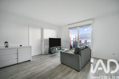 Appartement - 79 m² - 4 pièces